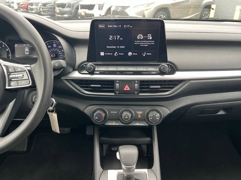 Used 2023 Kia Forte LXS image 18