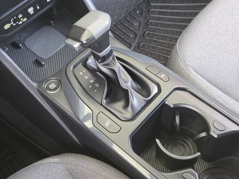 Used 2025 Kia K4 EX FWD image 17