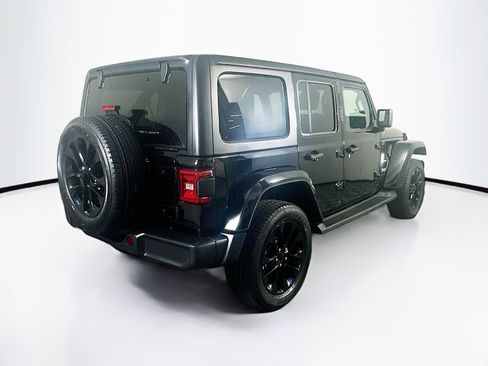 Used 2023 Jeep Wrangler Sahara w/ Cold Weather Group image 9
