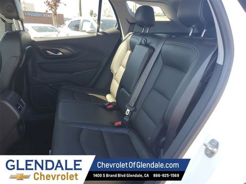 Used 2022 GMC Terrain SLT image 14