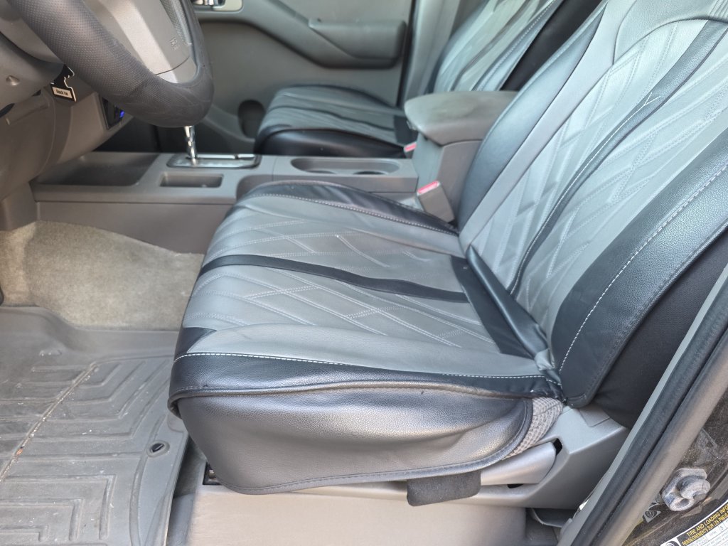 Used 2014 Nissan Frontier SV RWD image 30