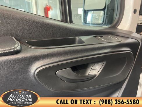 Used 2022 Mercedes-Benz Sprinter 3500 image 17