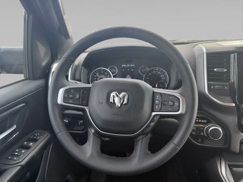 Used 2025 RAM 1500 Big Horn AWD/4WD image 13