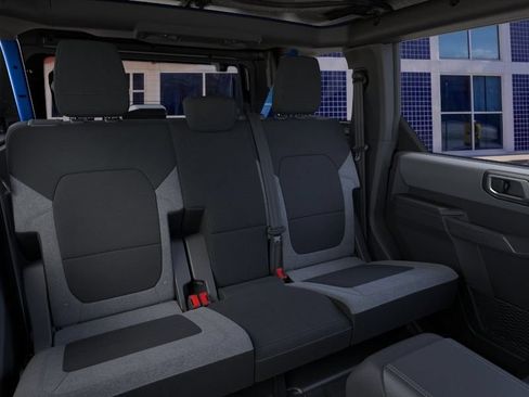 New 2025 Ford Bronco 4-Door AWD/4WD image 12