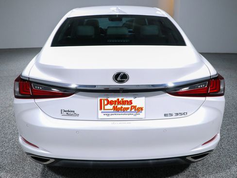 Used 2022 Lexus ES 350 w/ Premium Package FWD image 8