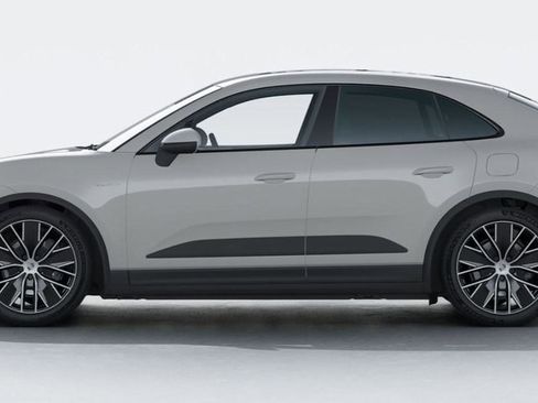 New 2026 Porsche Macan Electric image 3