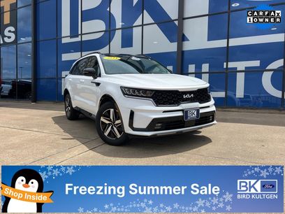 Used 2023 Kia Sorento EX w/ Panoramic Sunroof Package