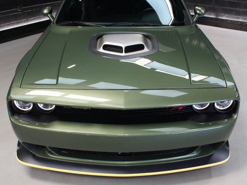 Used 2023 Dodge Challenger R/T Scat Pack RWD image 12