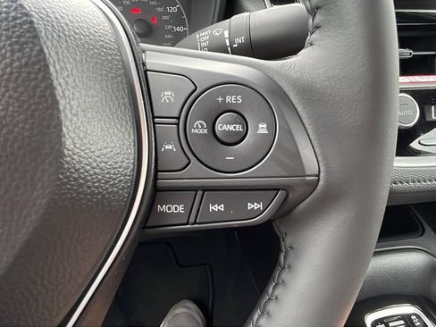 Used 2025 Toyota Corolla SE FWD image 25