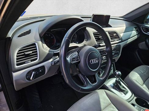 Used 2018 Audi Q3 2.0T Premium FWD image 5