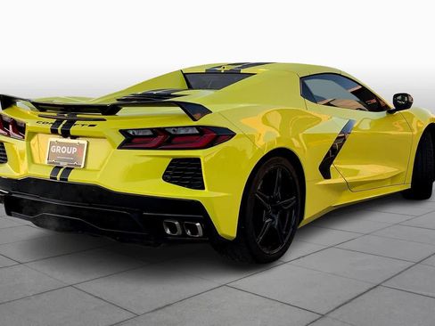 Used 2021 Chevrolet Corvette Stingray Premium Conv w/ Z51 Performance Package image 12