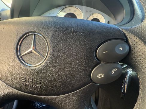 Used 2007 Mercedes-Benz E 350 4MATIC Sedan image 29