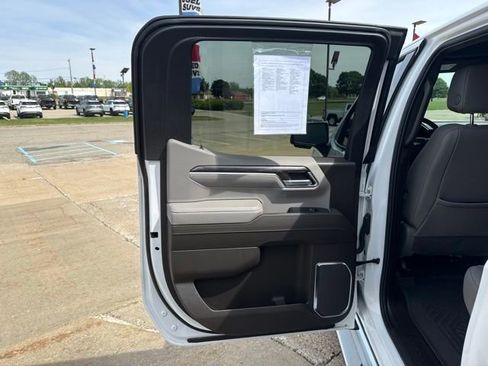 Used 2024 Chevrolet Silverado 1500 LTZ AWD/4WD image 14