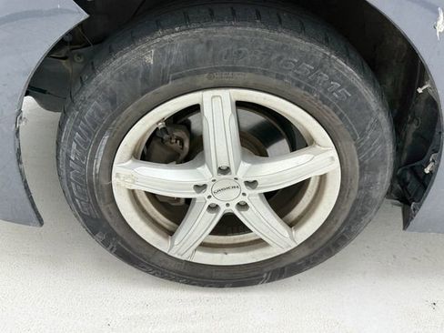 Used 2015 Toyota Corolla L FWD image 7