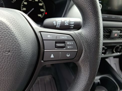 Used 2024 Honda HR-V LX image 21