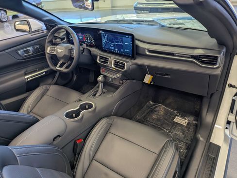 New 2026 Ford Mustang Premium image 32