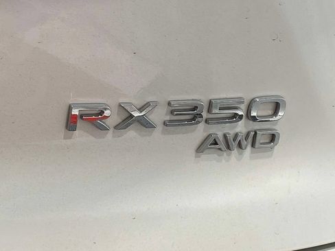 Used 2025 Lexus RX 350 Premium w/ Accessory Package AWD/4WD image 9