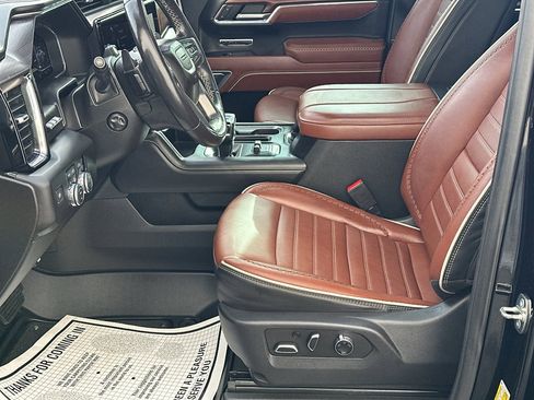 Used 2023 GMC Sierra 1500 Denali Ultimate image 9