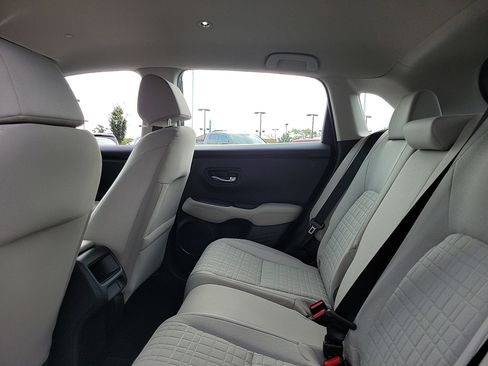 Certified 2025 Honda HR-V LX image 10