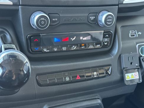 New 2026 RAM ProMaster 1500 w/ Quick Order Package 22G SLT FWD image 18