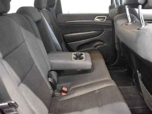 Used 2014 Jeep Grand Cherokee Laredo w/ Quick Order Package 23E AWD/4WD image 17