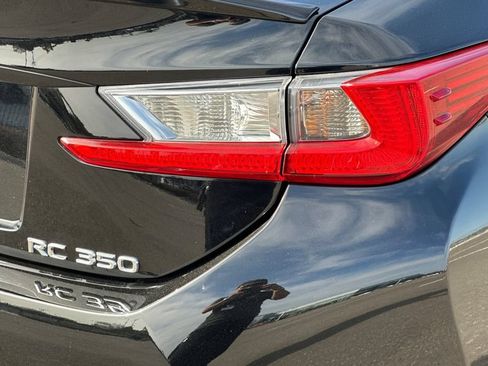 Used 2015 Lexus RC 350 w/ Luxury Package RWD image 26
