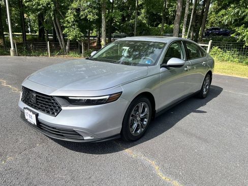 Used 2024 Honda Accord EX image 7