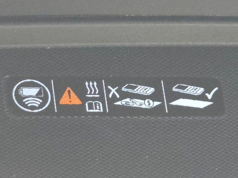 New 2025 Chevrolet Suburban Premier image 17