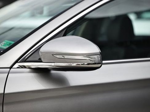 New 2026 Genesis G70 2.5T image 11