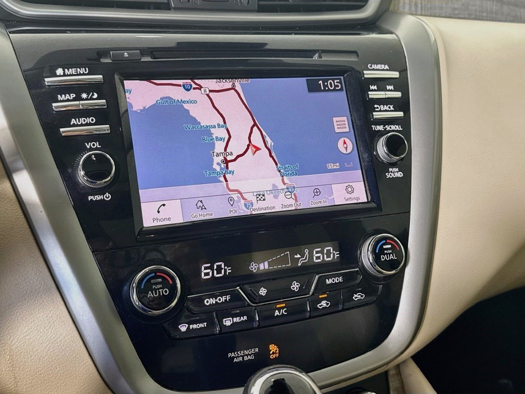 Used 2020 Nissan Murano SL w/ Moonroof Package FWD image 17