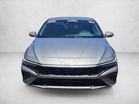 Certified 2024 Hyundai Elantra SEL FWD image 2