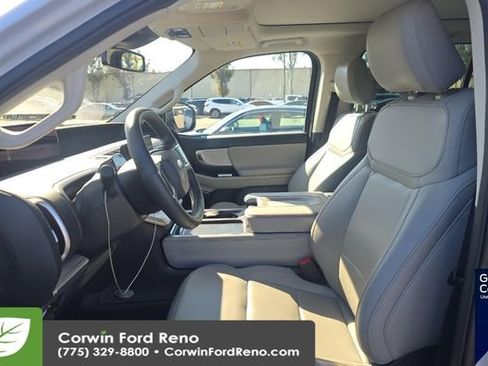 Used 2025 Ford Expedition Max Active image 10