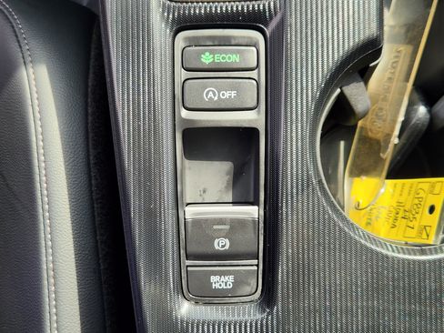 Certified 2024 Honda Civic EX-L image 22