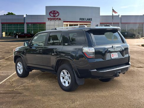 Used 2022 Toyota 4Runner SR5 Premium AWD/4WD image 3