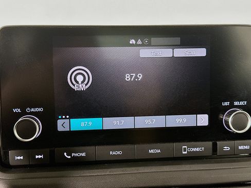 Used 2024 Honda Accord EX image 19