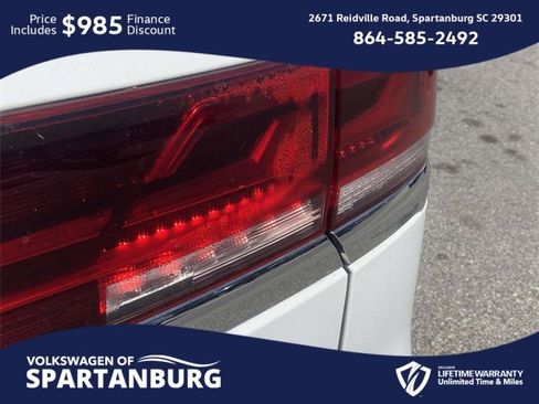 Used 2024 Volkswagen Atlas SE image 8
