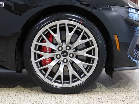 Used 2026 Ford Mustang GT Premium RWD image 96