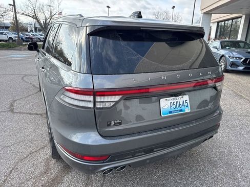 Used 2025 Lincoln Aviator Reserve w/ Equipment Group 201A image 7