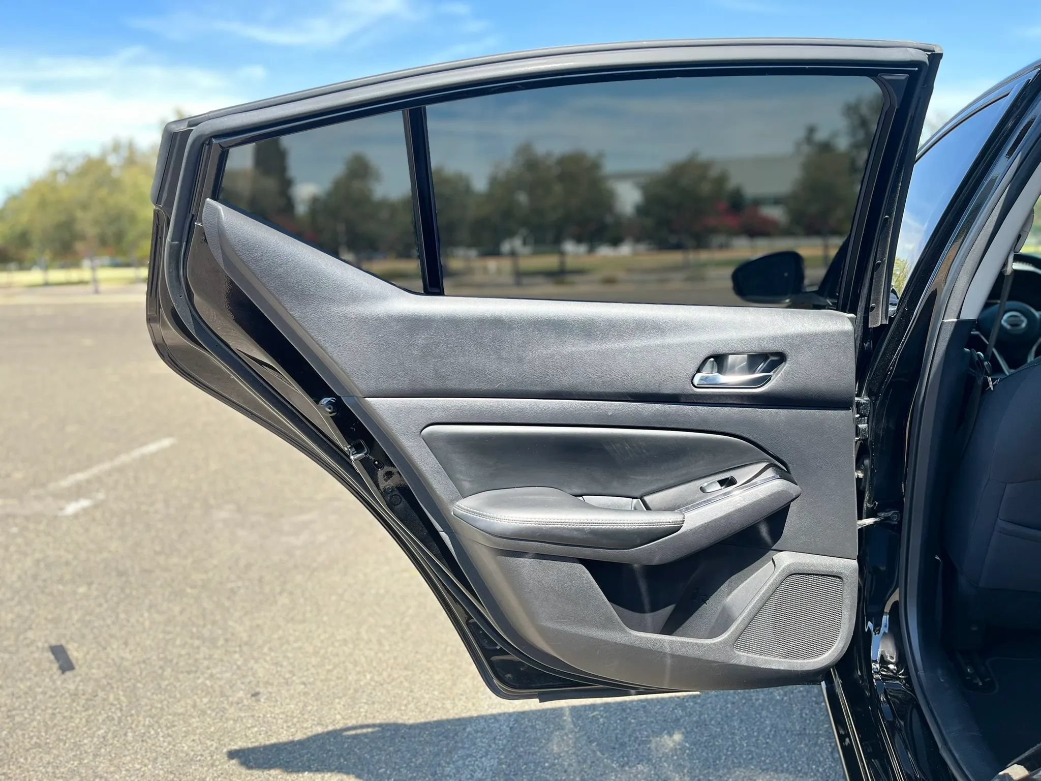 Used 2020 Nissan Altima 2.5 SV AWD/4WD image 11