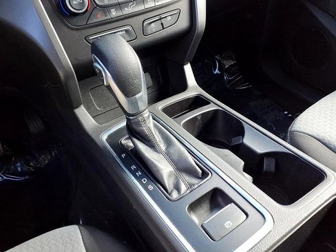 Used 2018 Ford Escape SE image 25