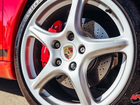 Used 2005 Porsche 911 Carrera S image 3