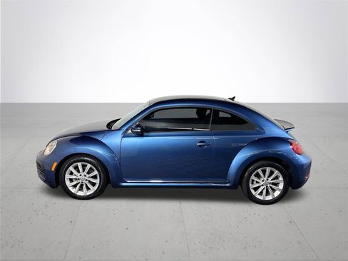 Used 2018 Volkswagen Beetle 2.0T S image 9