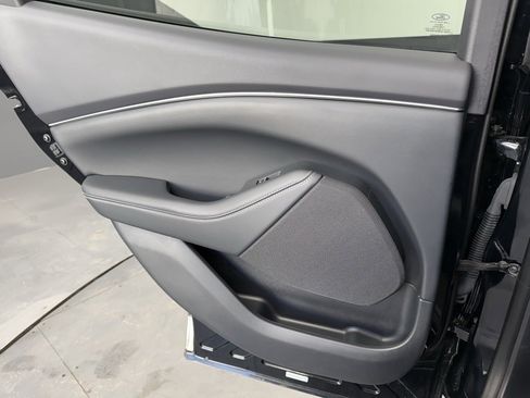 Used 2024 Ford Mustang Mach-E Select w/ Comfort Package Lite image 45