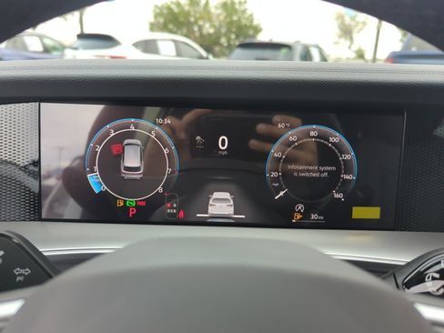 New 2026 Volkswagen Tiguan SE R-Line image 10