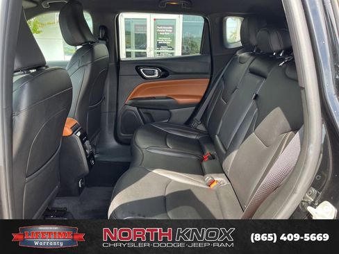 Used 2024 Jeep Compass Limited AWD/4WD image 12