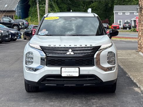 Used 2022 Mitsubishi Outlander SEL Black Edition FWD image 8