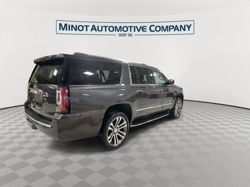 Used 2017 GMC Yukon XL Denali w/ Open Road Package AWD/4WD image 8