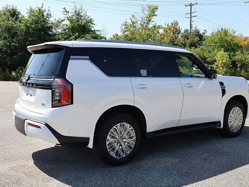 New 2026 Nissan Armada SL w/ Captain's Chari Seat Package AWD/4WD image 7