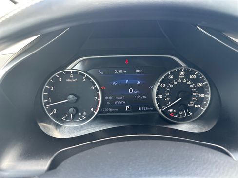 Used 2017 Nissan Murano SV w/ Premium Plus Package AWD/4WD image 25