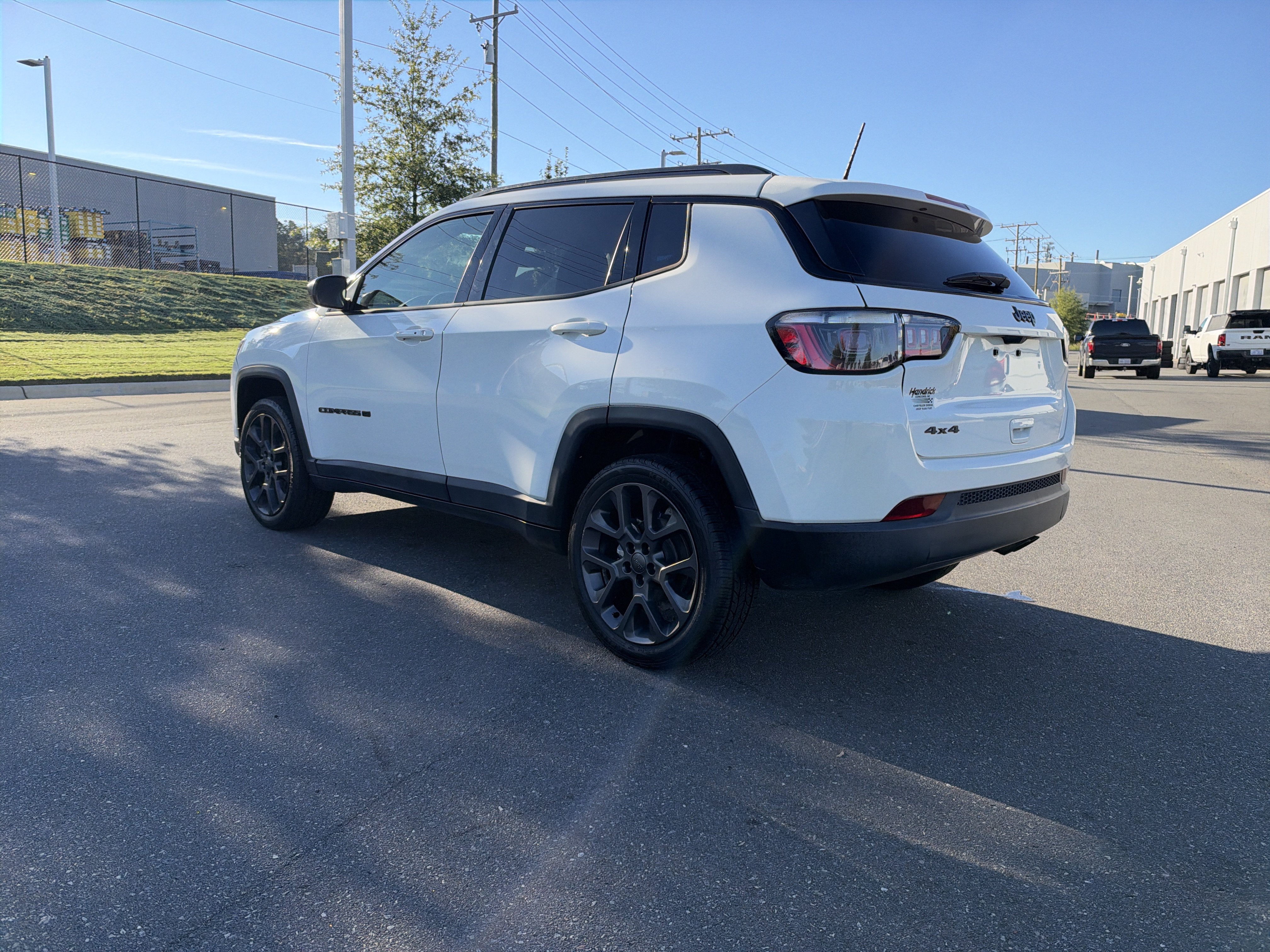 Used 2021 Jeep Compass Latitude AWD/4WD image 8